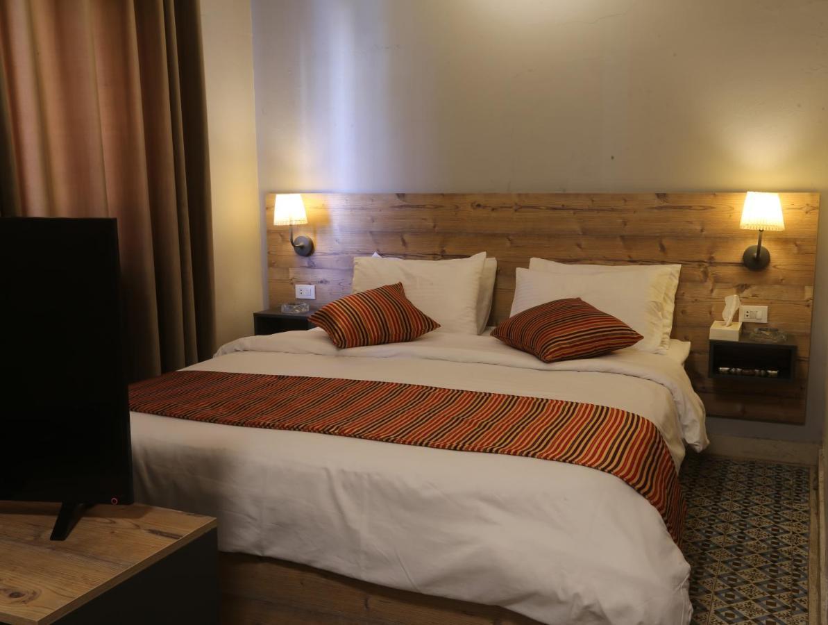 Riviera Hotel Amman Luaran gambar